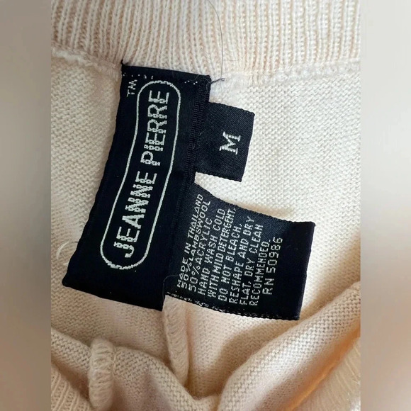 Vintage Jeanne Pierre Cozy Cream Stirrup Pants size Medium - Picture 4 of 4
